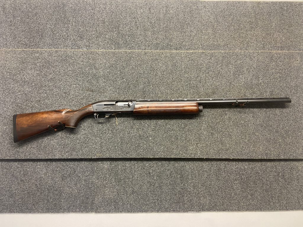 REMINGTON 11OO SEMI AUTOMATIC (SECOND HAND)